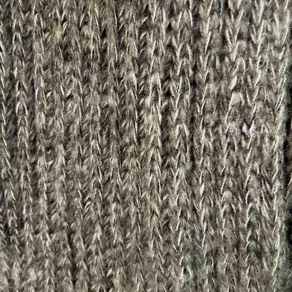 Extra Long Cozy Gray Wool Scarf - Picture 2 of 3